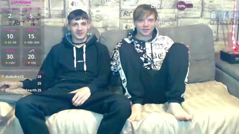 Max tall dark-haired guy with tattoos and Phil blond-haired online show from May 15, 11:12 pm