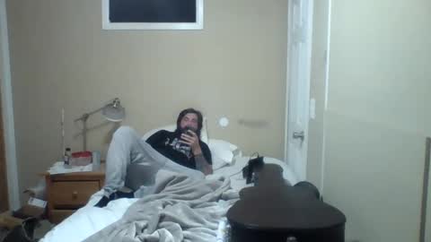 hairy dadbod online show from March 10, 6:27 am