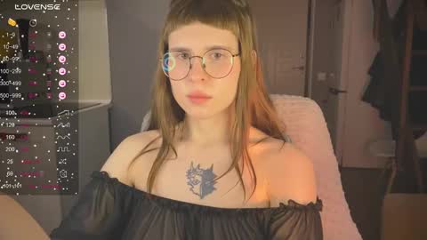 Zoe online show from December 22, 1:23 am