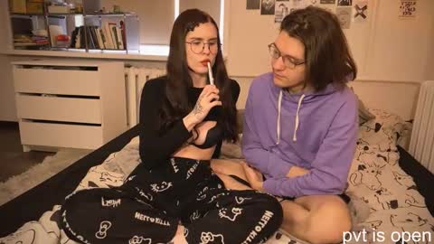 Zoe online show from March 20, 8:08 am