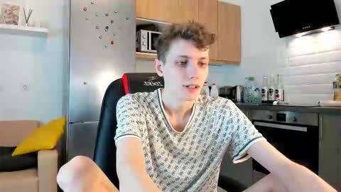 Snapshot of passionprince69 chatting on September 19, 1:18 am Alan online show from September 19, 1:18 am