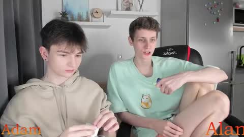 Snapshot of passionprince69 chatting on December 14, 12:21 pm Alan online show from December 14, 12:21 pm