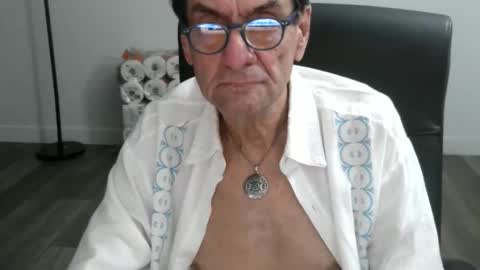 Bob online show from December 1, 2:27 am