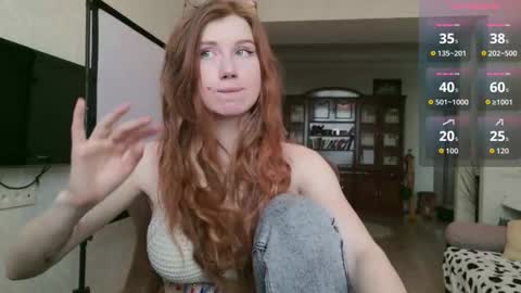 Snapshot of pathos_of_things chatting on February 22, 12:04 pm off - Tuesday and wednesdayfriday online show from February 22, 12:04 pm