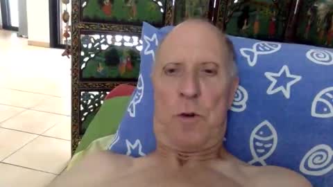 Snapshot of patibulaire1912 chatting on October 7, 12:02 pm Pati24 online show from October 7, 12:02 pm