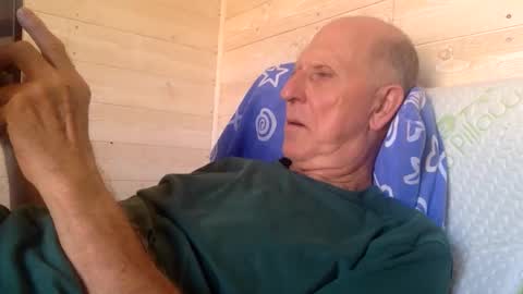 Snapshot of patibulaire1912 chatting on October 12, 10:58 am Pati24 online show from October 12, 10:58 am