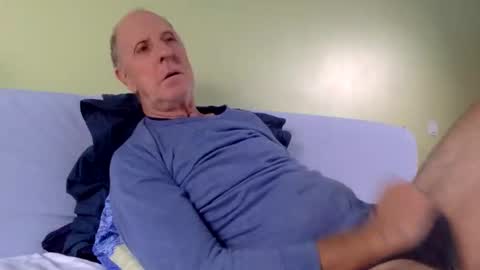 Pati24 online show from February 12, 9:59 am