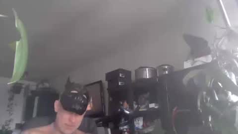 patosbigin online show from March 7, 8:50 pm