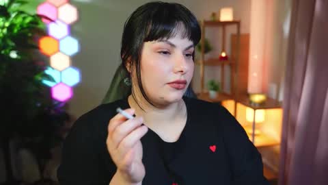 Patricia online show from March 27, 9:03 pm