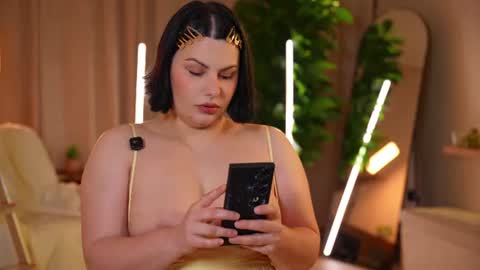 Patricia online show from June 12, 2:21 am