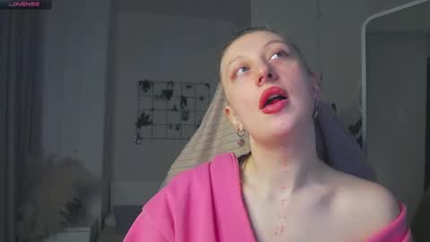 patricia robinson online show from February 12, 7:56 pm