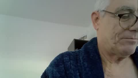 patrick5275 online show from October 15, 8:47 am