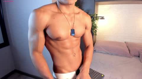 Snapshot of patrick_brown_ chatting on December 10, 6:17 pm Patrick Brown online show from December 10, 6:17 pm