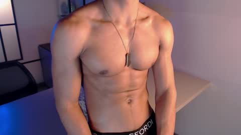 Snapshot of patrick_brown_ chatting on February 15, 2:55 pm Patrick Brown online show from February 15, 2:55 pm