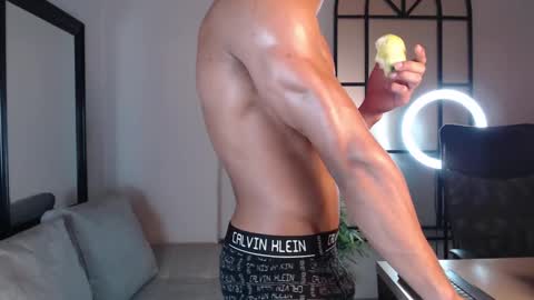 Snapshot of patrick_brown_ chatting on March 5, 6:23 pm Patrick Brown online show from March 5, 6:23 pm