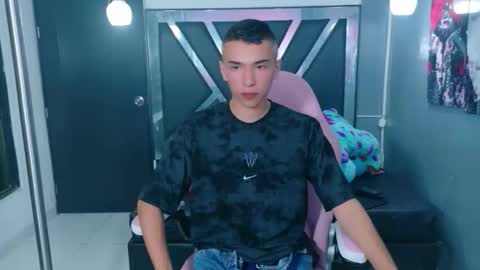 patrick_naughty1 online show from October 19, 3:18 am