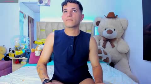 Patrick online show from April 23, 2:46 am