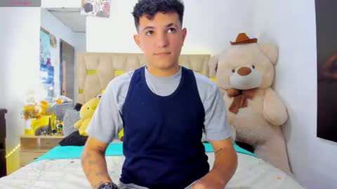 Snapshot of patrick_sanzzz chatting on May 31, 10:33 pm Patrick online show from May 31, 10:33 pm