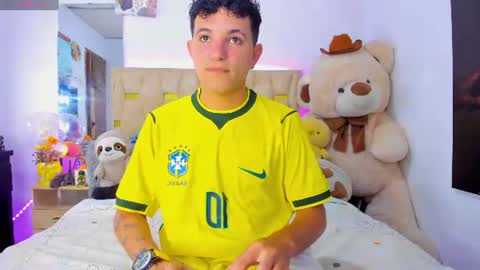 Snapshot of patrick_sanzzz chatting on July 13, 7:16 pm Patrick online show from July 13, 7:16 pm
