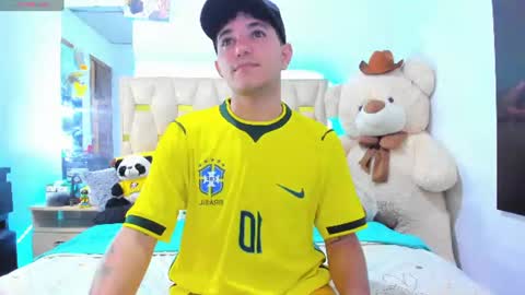 Snapshot of patrick_sanzzz chatting on August 4, 6:38 am Patrick online show from August 4, 6:38 am