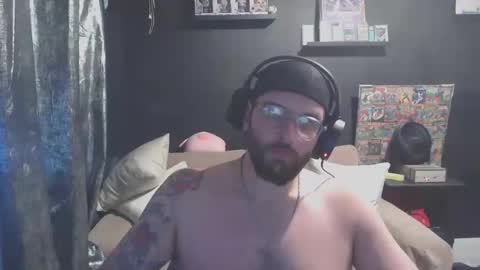 patrickmorris92 online show from March 18, 8:23 pm