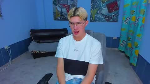 .... online show from November 25, 8:31 pm