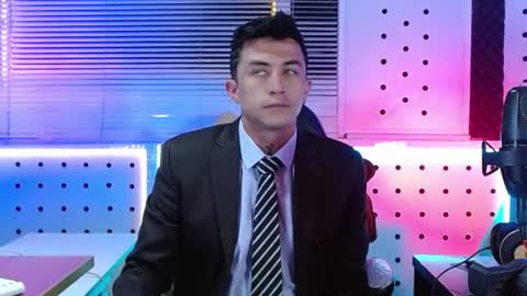 Snapshot of patronsexx chatting on June 2, 10:39 am Darko0717 online show from June 2, 10:39 am
