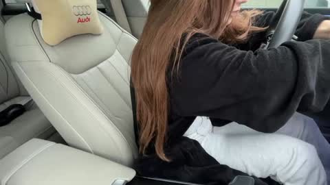 Andreea online show from November 10, 6:12 am