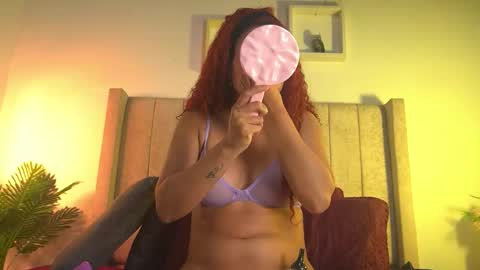 Snapshot of patty_m chatting on November 19, 12:05 pm patty online show from November 19, 12:05 pm