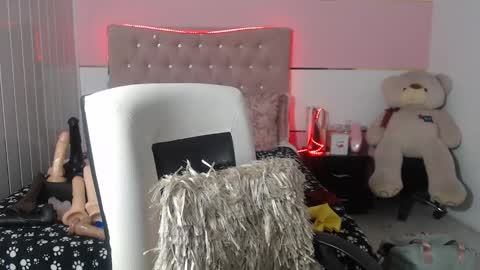 patty squirt87 online show from March 9, 9:57 am