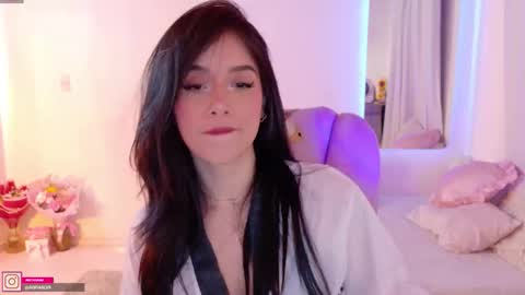 Snapshot of pau_cute chatting on September 15, 3:50 am Sofa online show from September 15, 3:50 am