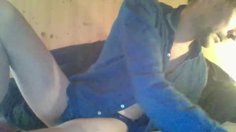 Snapshot of paueriwan chatting on November 17, 10:10 am paueriwan online show from November 17, 10:10 am