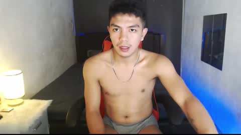 Snapshot of paul968323 chatting on April 28, 2:22 pm MrBigPaul online show from April 28, 2:22 pm