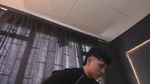 Paul online show from February 9, 6:26 pm