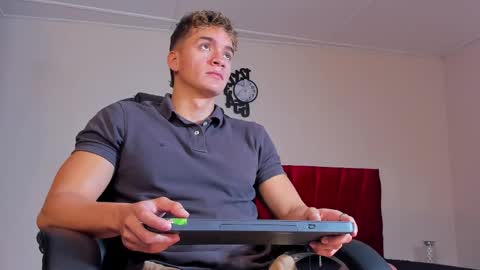 Paull George online show from September 25, 1:15 pm