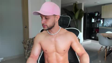 Paul online show from February 8, 3:37 pm