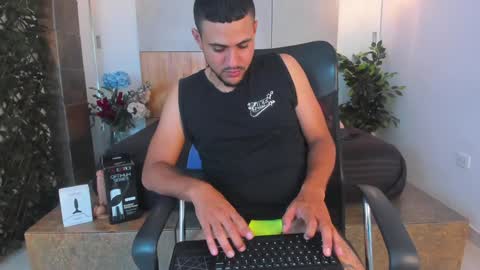 Paul Rivera online show from December 28, 8:47 pm