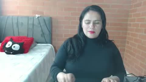 Snapshot of paula__117 chatting on April 27, 8:51 pm paula__117 online show from April 27, 8:51 pm