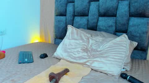 Snapshot of paula__convers chatting on October 19, 8:42 pm PAULA online show from October 19, 8:42 pm