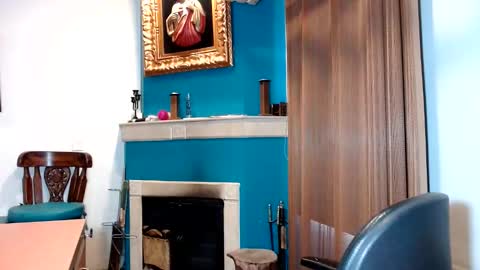 PAULA online show from February 6, 8:56 pm