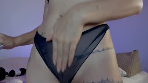 Paula perez - online show from February 4, 3:00 am