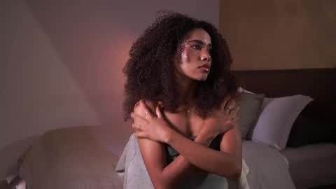 Paula online show from March 1, 8:42 pm