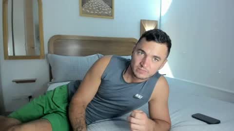 Snapshot of paulblack021 chatting on May 4, 1:12 am paulblack021 online show from May 4, 1:12 am