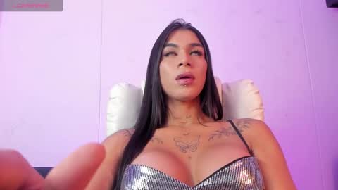 Snapshot of paulett_g chatting on February 16, 2:42 am Paulett online show from February 16, 2:42 am