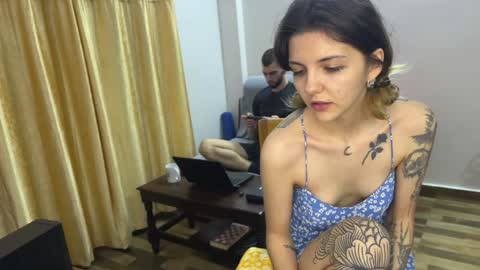 Snapshot of paulettegoddard chatting on January 29, 3:26 pm Isla Chase online show from January 29, 3:26 pm