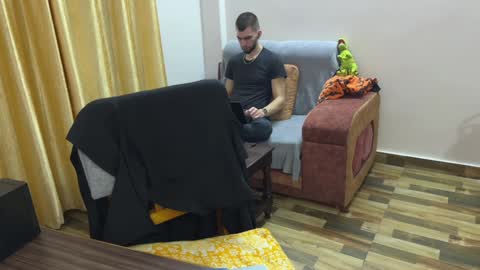 Snapshot of paulettegoddard chatting on January 30, 6:32 pm Isla Chase online show from January 30, 6:32 pm