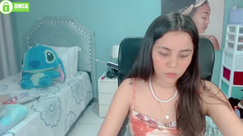 Snapshot of paulina_doll_ chatting on February 26, 1:11 am Paulina online show from February 26, 1:11 am
