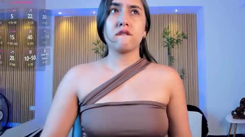 Paulina  online show from January 10, 10:50 am