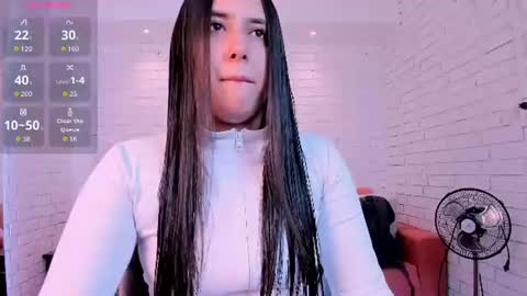 Snapshot of paulina_sweett chatting on July 22, 11:46 am Paulina online show from July 22, 11:46 am