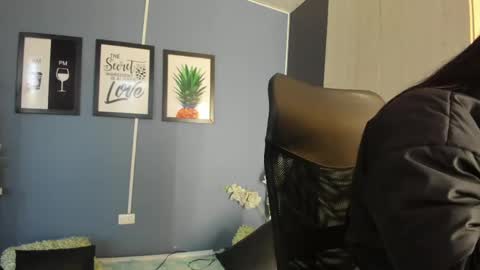 Paulina online show from April 22, 12:18 pm